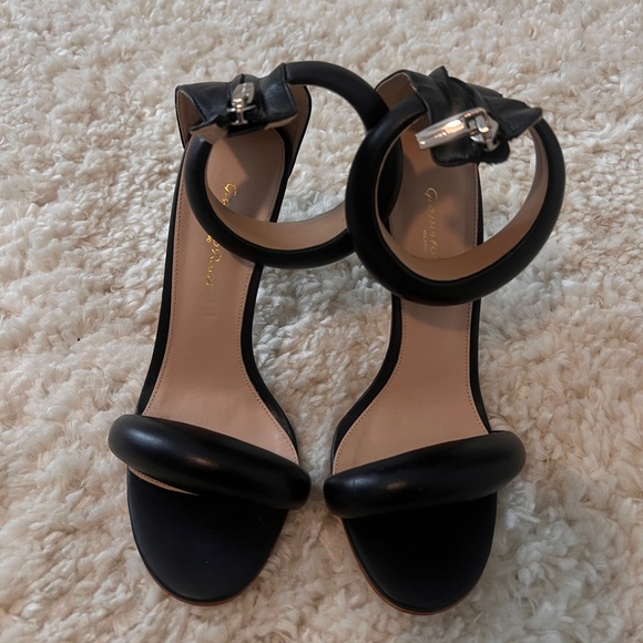 Gianvito Rossi
Bijoux Sandals - Picture 5 of 6